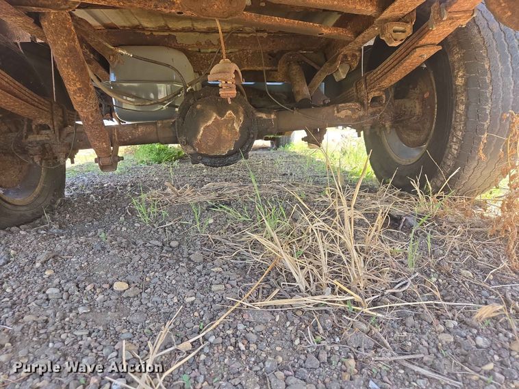 image for item ER1713 1991 Chevrolet K1500 pickup truck