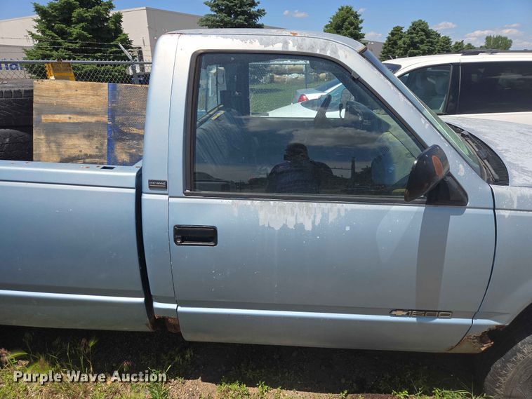 image for item ER1713 1991 Chevrolet K1500 pickup truck