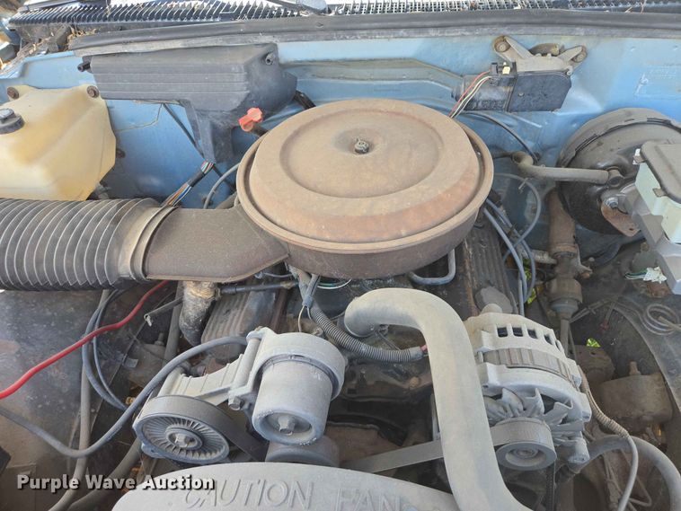 image for item ER1713 1991 Chevrolet K1500 pickup truck