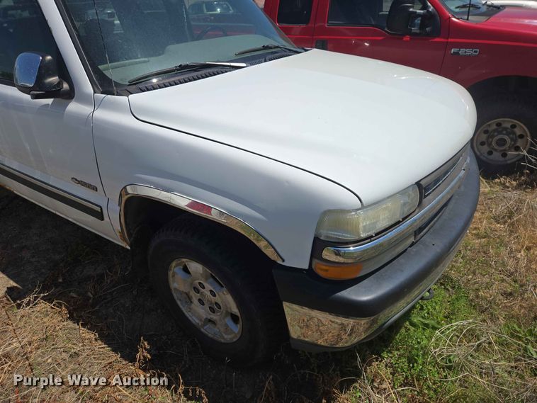 image for item ER1714 1999 Chevrolet Silverado 1500 Ext. Cab pickup truck