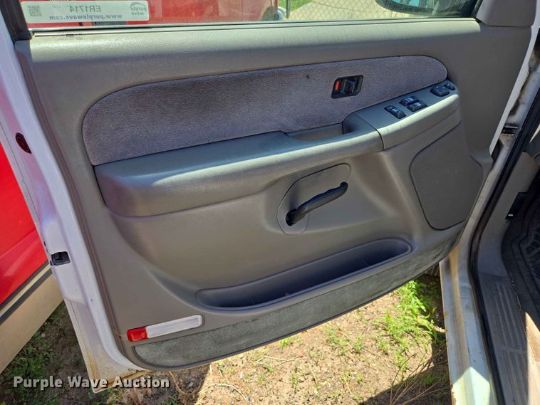 image for item ER1714 1999 Chevrolet Silverado 1500 Ext. Cab pickup truck