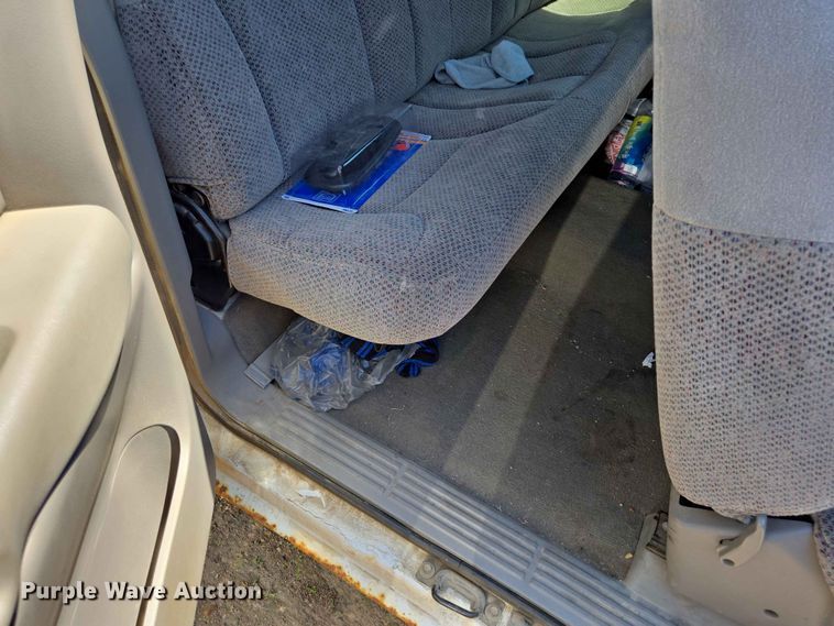 image for item ER1714 1999 Chevrolet Silverado 1500 Ext. Cab pickup truck