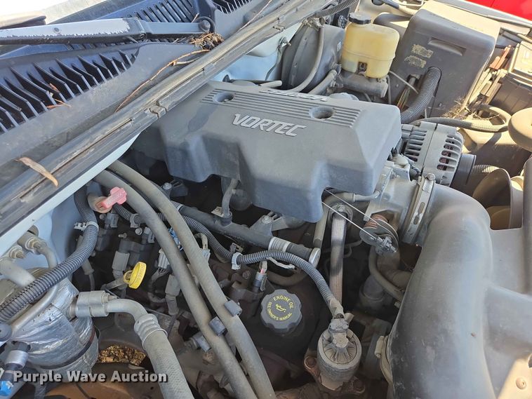 image for item ER1714 1999 Chevrolet Silverado 1500 Ext. Cab pickup truck