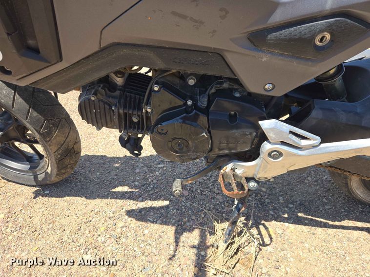 image for item ER1716 2017 Honda Grom 125 motorcycle