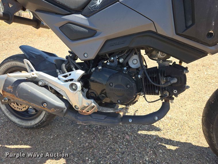 image for item ER1716 2017 Honda Grom 125 motorcycle
