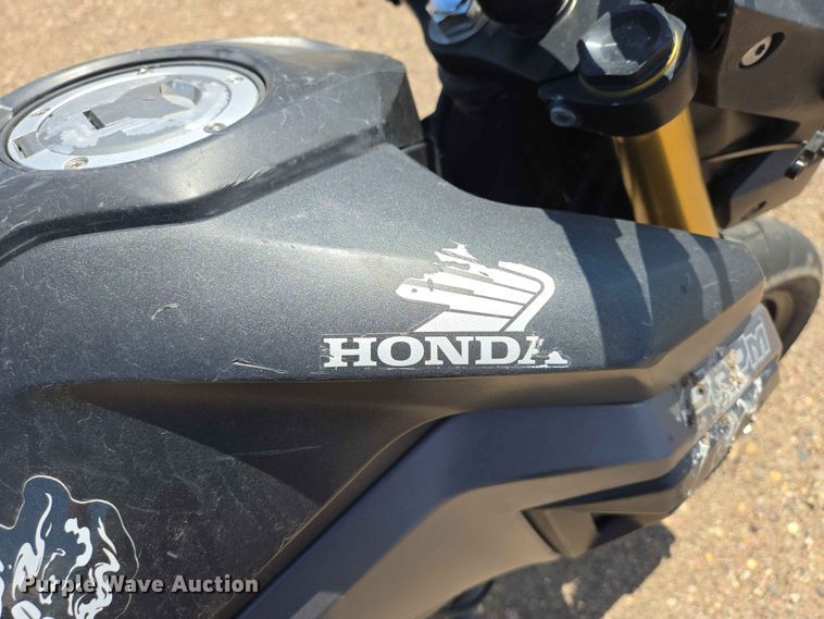 image for item ER1716 2017 Honda Grom 125 motorcycle