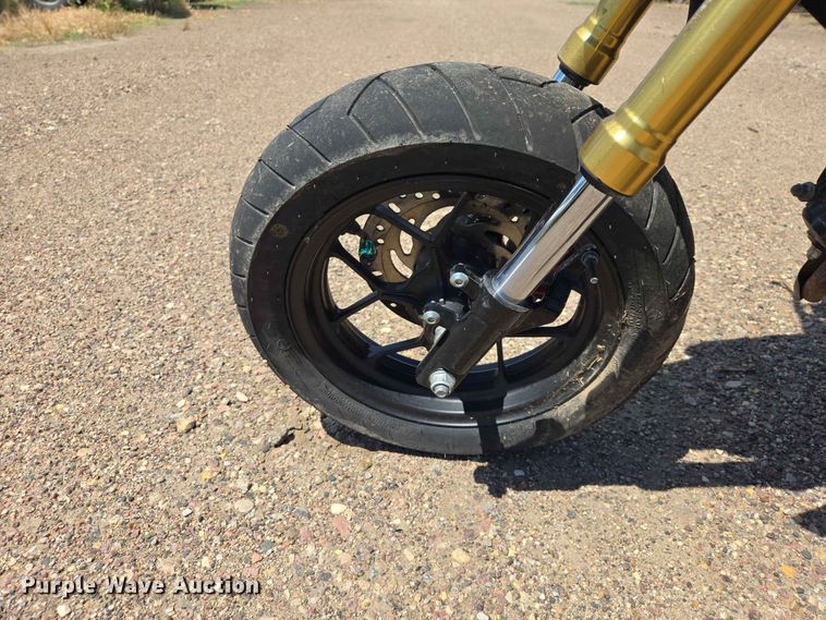 image for item ER1716 2017 Honda Grom 125 motorcycle