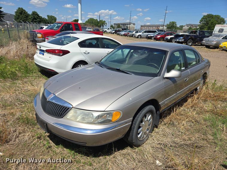 2000 Lincoln Continental 