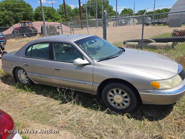 image for item ER1717 2000 Lincoln Continental 