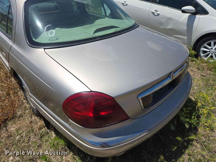 image for item ER1717 2000 Lincoln Continental 