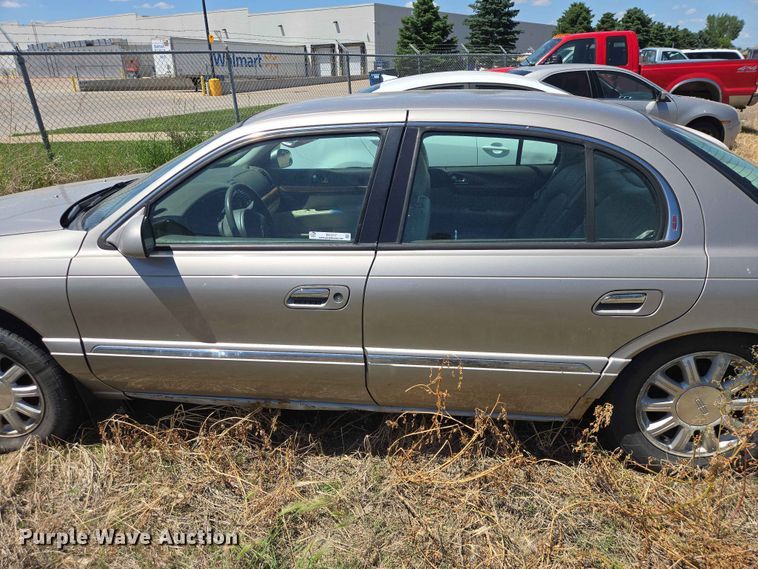 image for item ER1717 2000 Lincoln Continental 