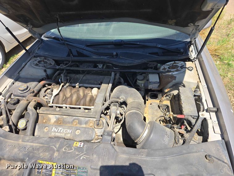 image for item ER1717 2000 Lincoln Continental 