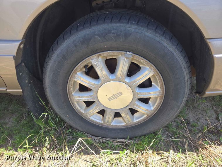 image for item ER1717 2000 Lincoln Continental 