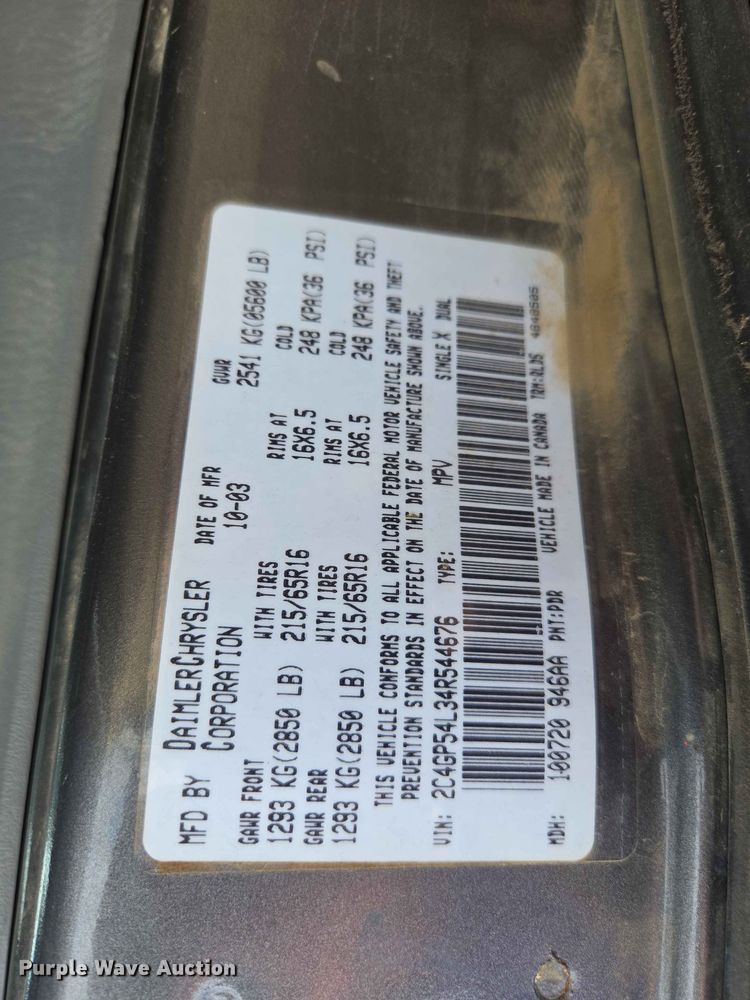 image for item ER1718 2004 Chrysler Town And Country van