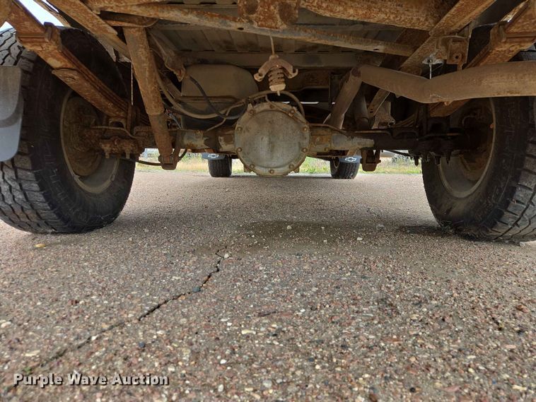 image for item ER1720 1990 Chevrolet K1500 pickup truck