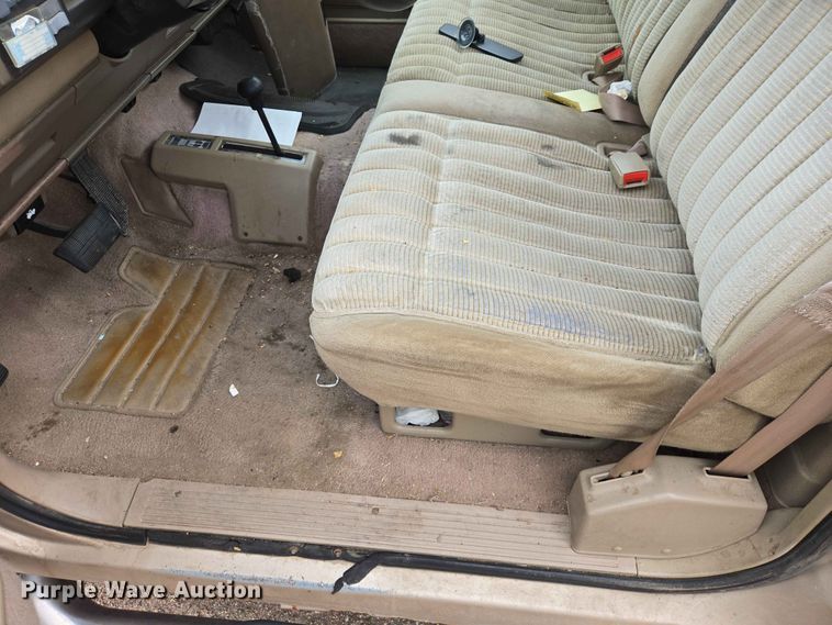 image for item ER1720 1990 Chevrolet K1500 pickup truck