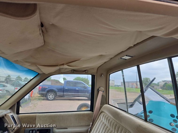 image for item ER1720 1990 Chevrolet K1500 pickup truck