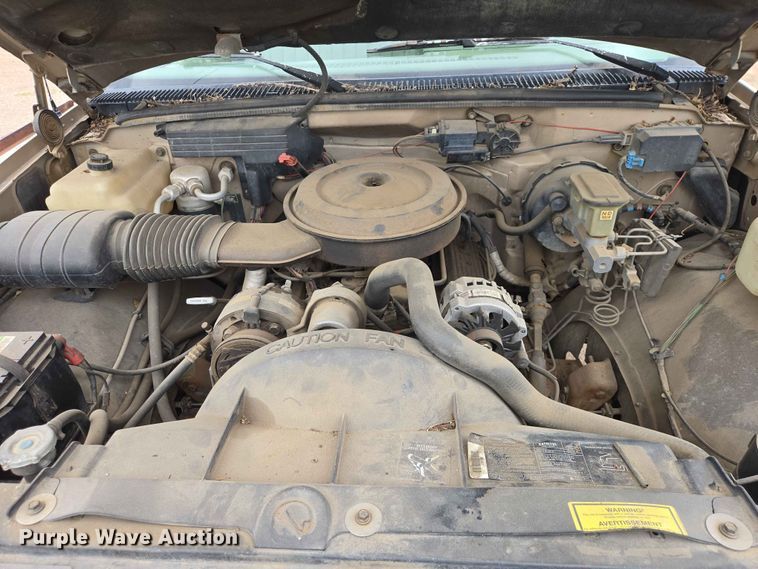 image for item ER1720 1990 Chevrolet K1500 pickup truck
