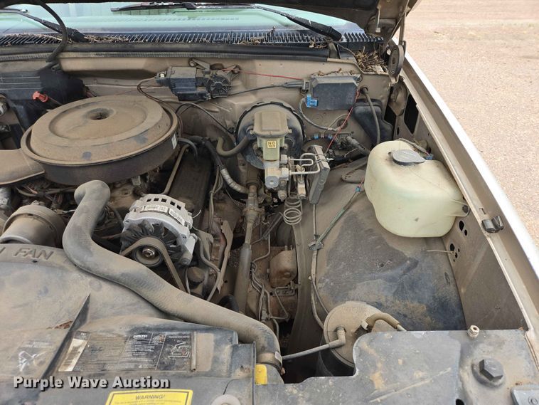 image for item ER1720 1990 Chevrolet K1500 pickup truck