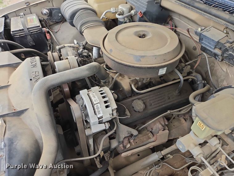 image for item ER1720 1990 Chevrolet K1500 pickup truck