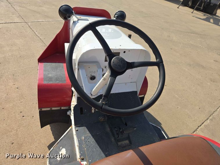 image for item ER1721 Clarktor Clarktor-21 baggage tug