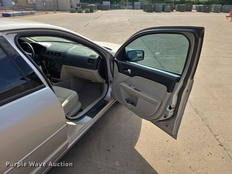 image for item ER1722 2008 Ford Fusion 