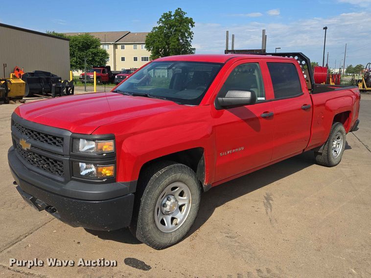 2015 Chevrolet Silverado 1500 Crew Cab pickup truck