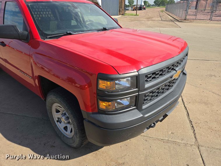 image for item ER1723 2015 Chevrolet Silverado 1500 Crew Cab pickup truck