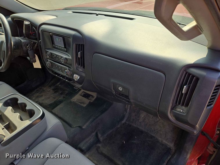 image for item ER1723 2015 Chevrolet Silverado 1500 Crew Cab pickup truck