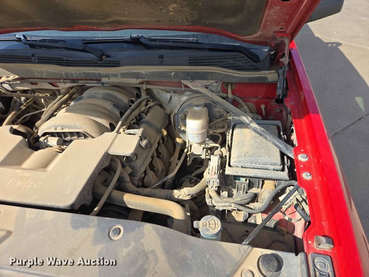 image for item ER1723 2015 Chevrolet Silverado 1500 Crew Cab pickup truck