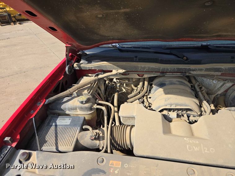 image for item ER1723 2015 Chevrolet Silverado 1500 Crew Cab pickup truck