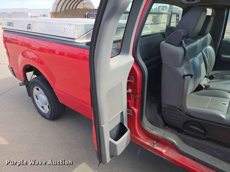 image for item ER1724 2007 Ford F150 pickup truck