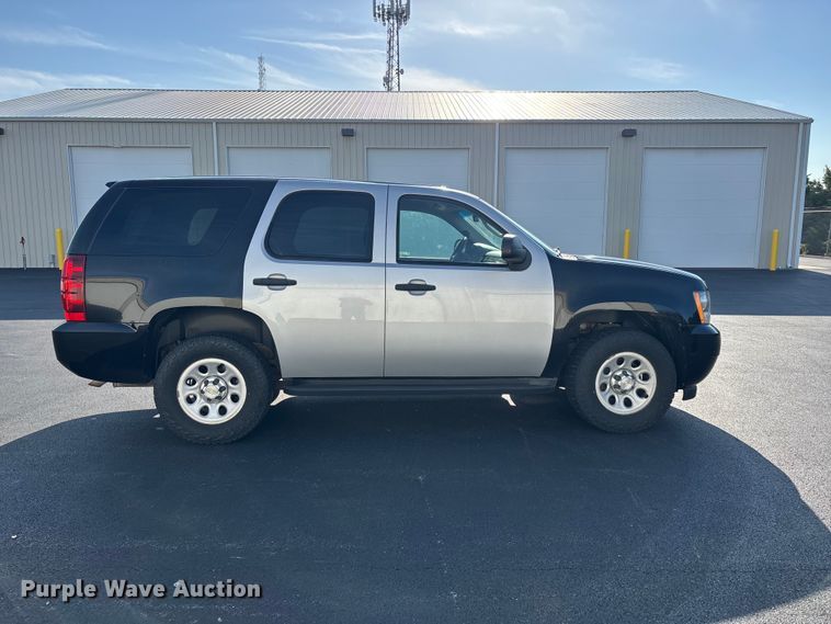 image for item ER3037 2011 Chevrolet Tahoe Police SUV
