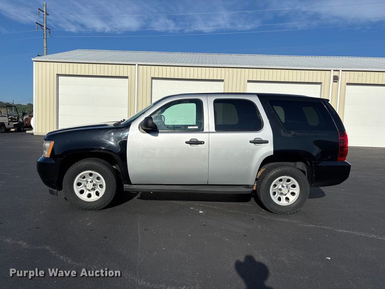 image for item ER3037 2011 Chevrolet Tahoe Police SUV