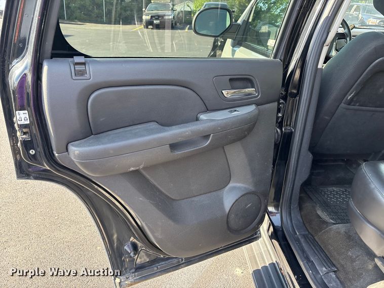 image for item ER3037 2011 Chevrolet Tahoe Police SUV
