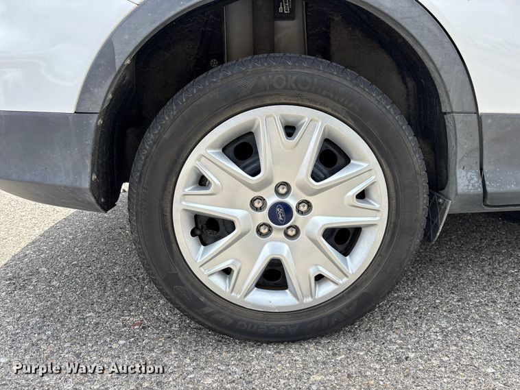 image for item ER7626 2013 Ford Escape SUV