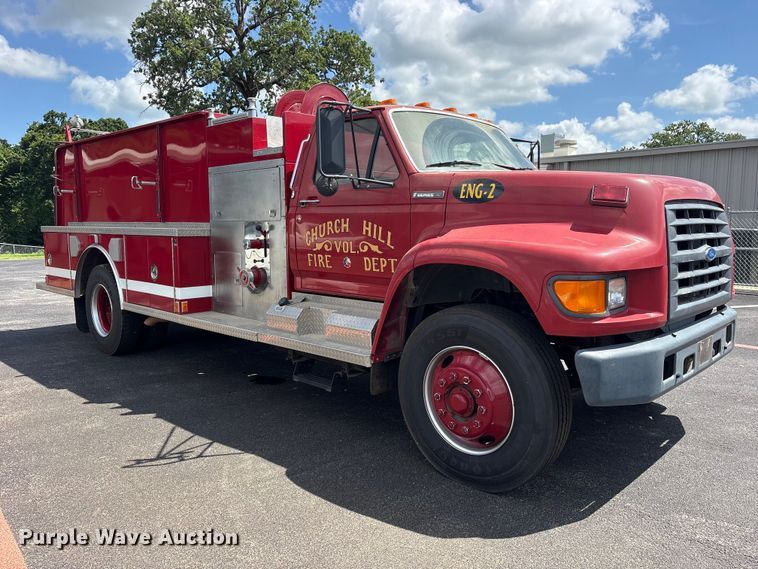 image for item ET2152 1997 Ford F-700 fire truck