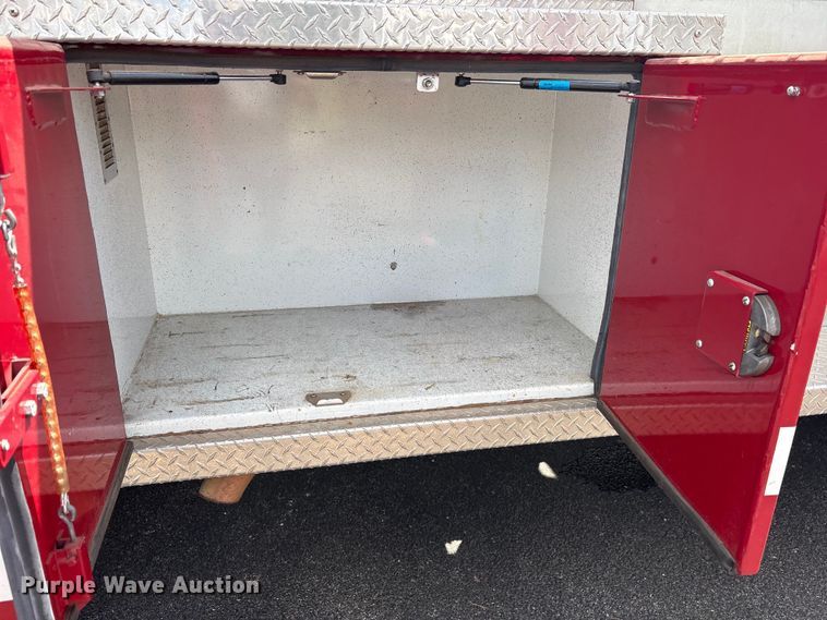 image for item ET2152 1997 Ford F-700 fire truck
