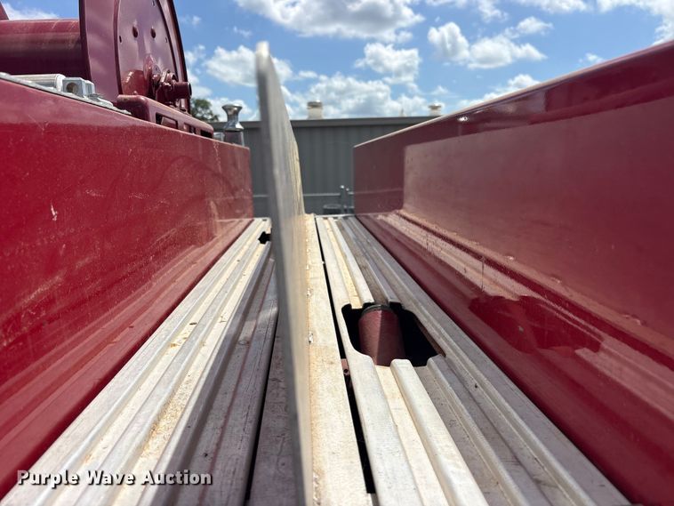 image for item ET2152 1997 Ford F-700 fire truck
