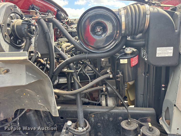 image for item ET2152 1997 Ford F-700 fire truck