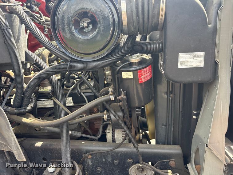 image for item ET2152 1997 Ford F-700 fire truck