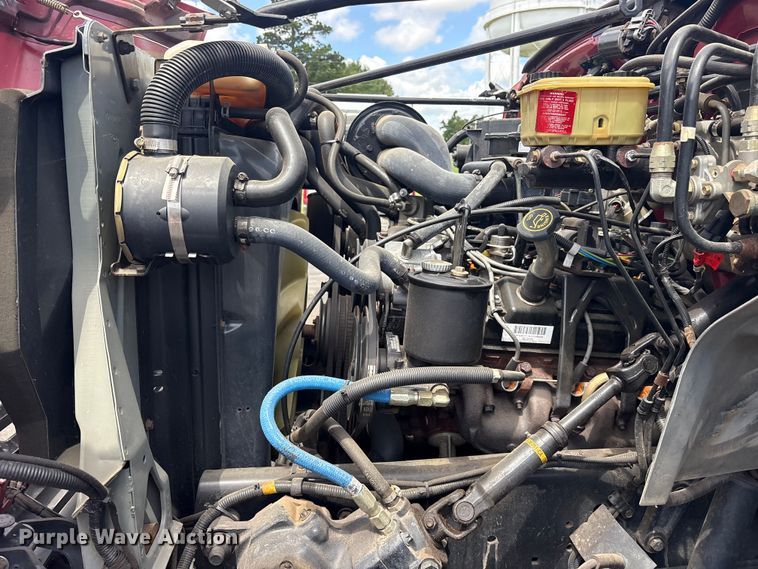 image for item ET2152 1997 Ford F-700 fire truck