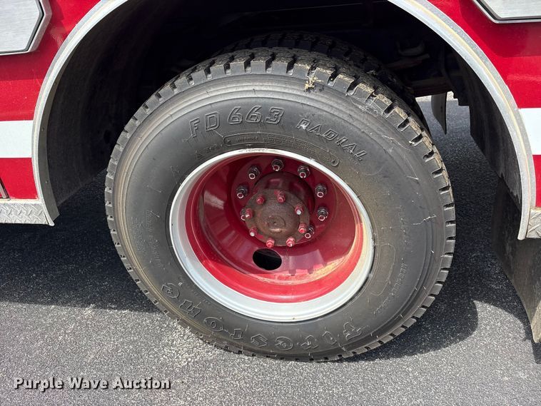image for item ET2152 1997 Ford F-700 fire truck
