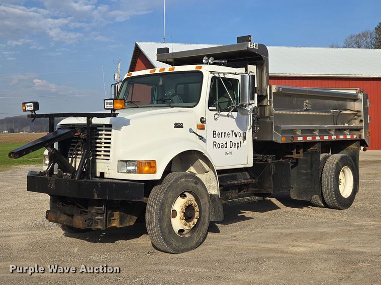 1999 International 4900 Dump Truck #