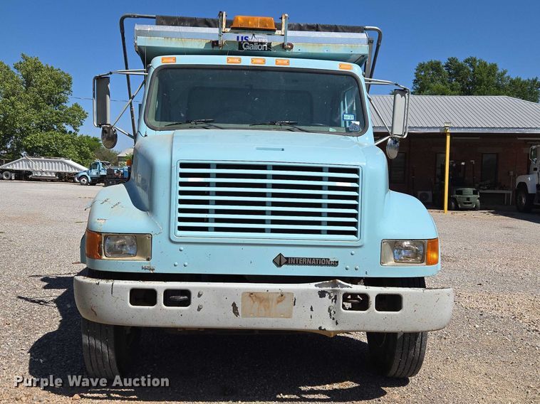 image for item ET5168 2000 International 4700 dump truck