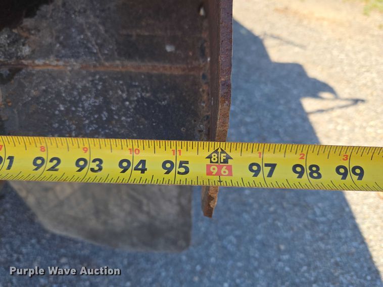 image for item ET5168 2000 International 4700 dump truck