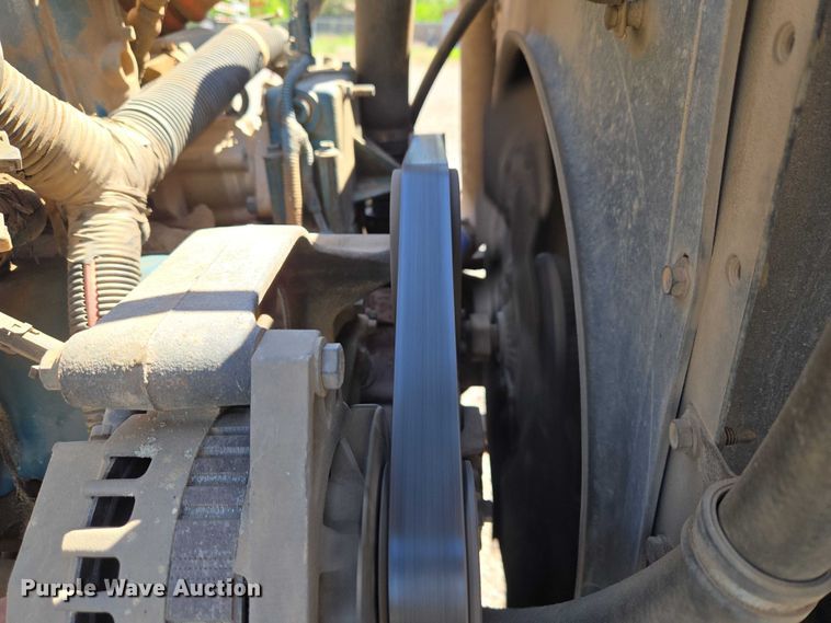 image for item ET5168 2000 International 4700 dump truck