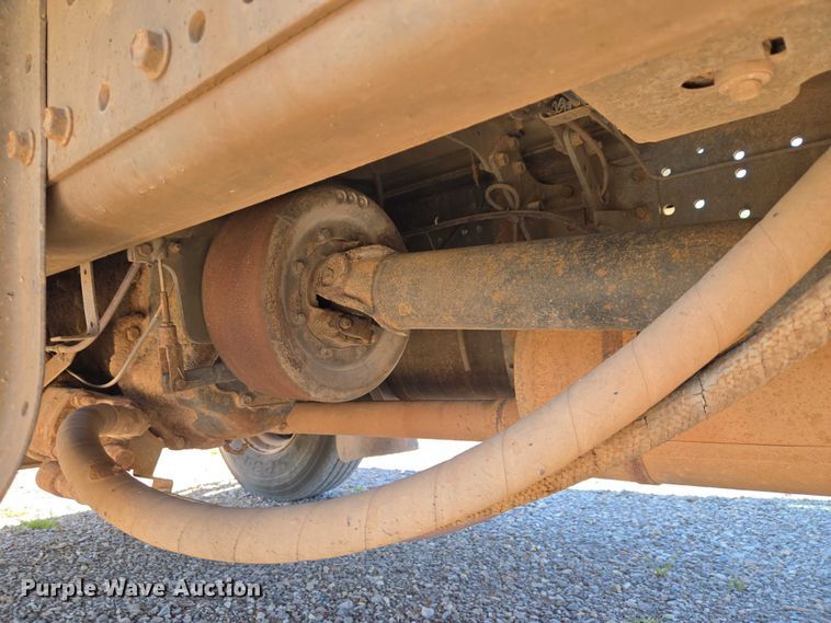 image for item ET5168 2000 International 4700 dump truck