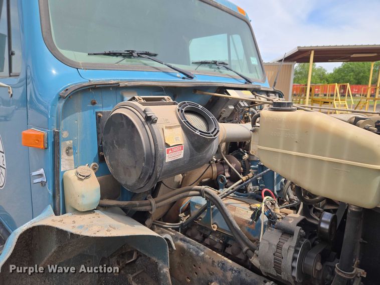 image for item ET5174 1997 International 4700 dump truck