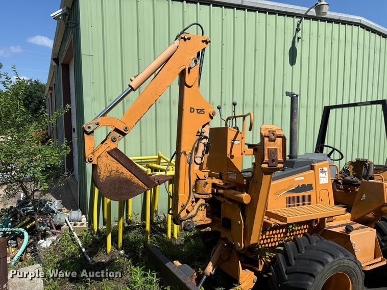 image for item ET6309 2004 Case 660 trencher